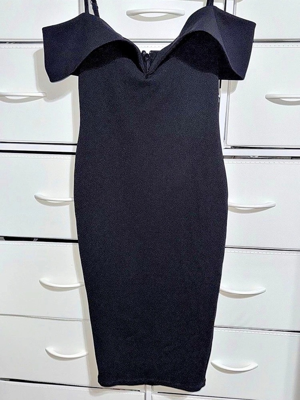 Nookie Black Off-Shoulder Midi Dress Size Medium Like New